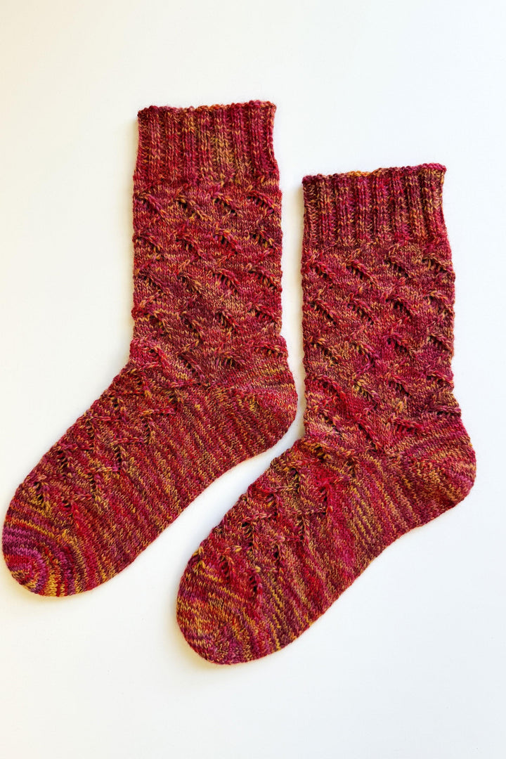 Chaussettes - Tricotées à la main - Madame M - Laine - Rouge moutarde - 014