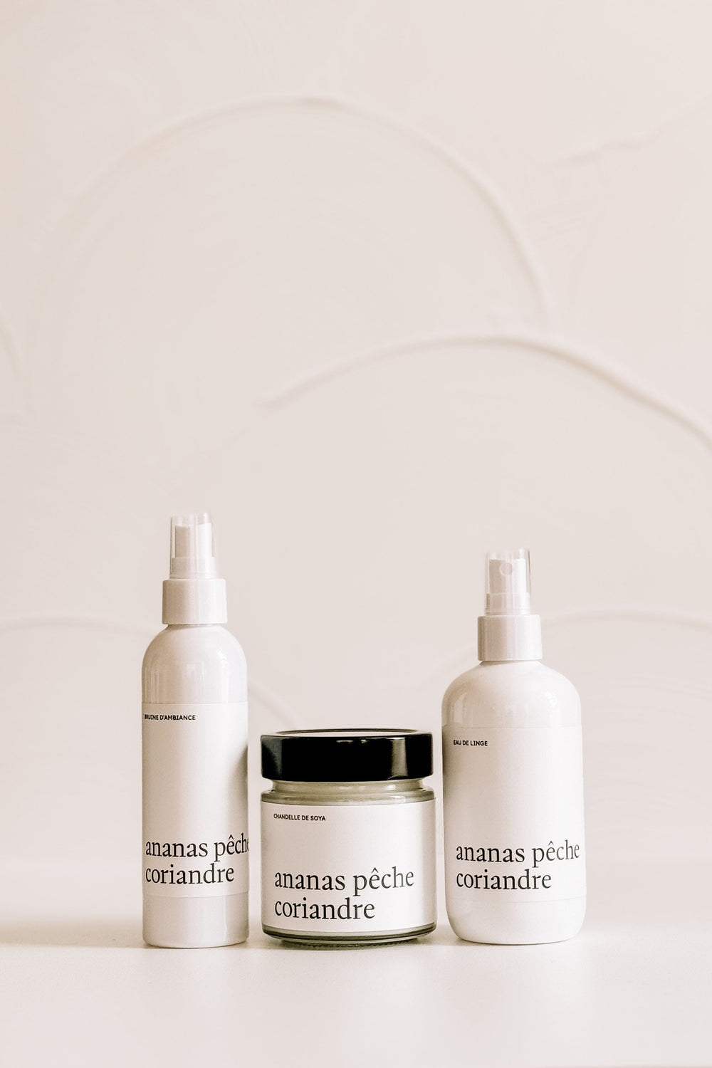 ENSEMBLE CADEAU - Ananas pêche coriandre - Bruine, eau de linge et chandelle