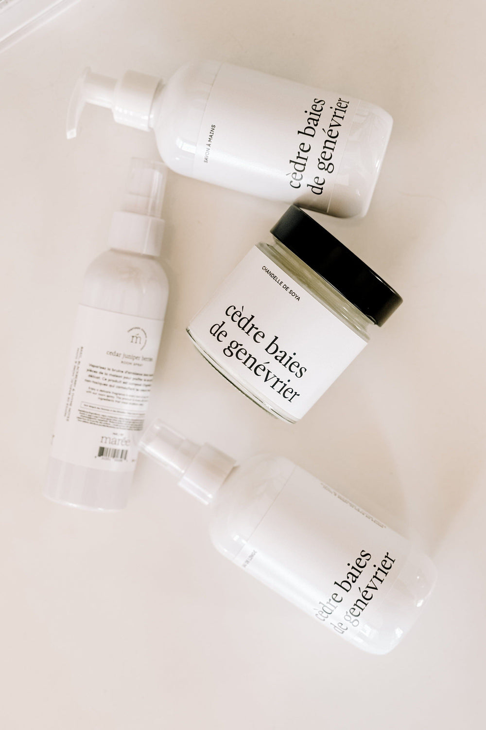 ENSEMBLE COMPLET - Cèdre baies de genévrier - Bruine, eau de linge, savon à mains et chandelle