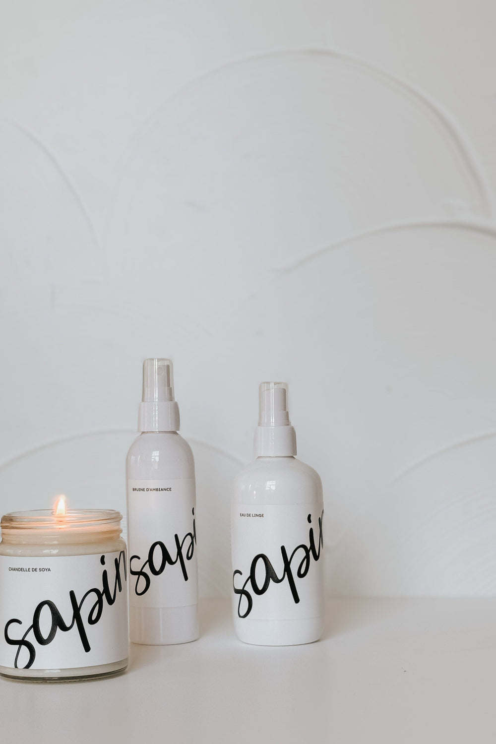 Ensemble cadeau - Sapin - Chandelle de soya, eau de linge, bruine d'ambiance