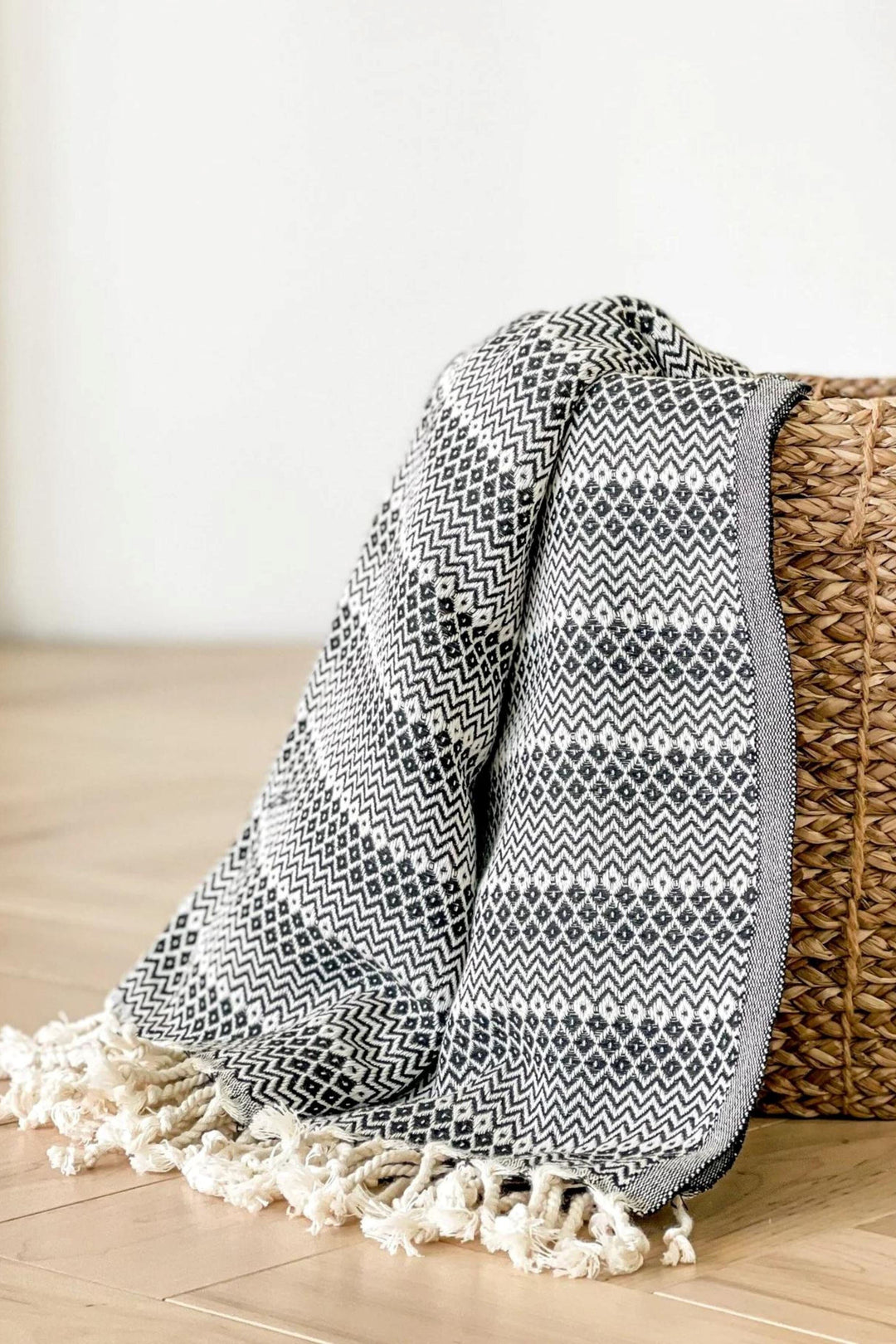 Serviette pour le corps - Isabelle - Noire - Pokoloko