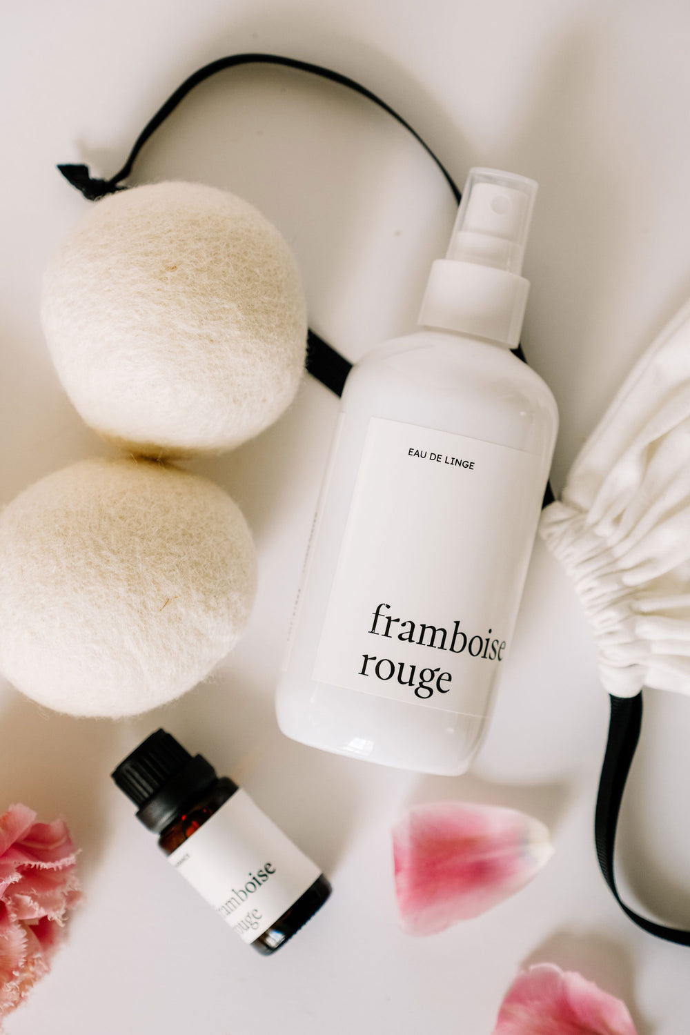 ENSEMBLE LESSIVE - Framboise rouge - Fragrance, eau de linge et balles de séchage Lessive Marée - Chandelles 