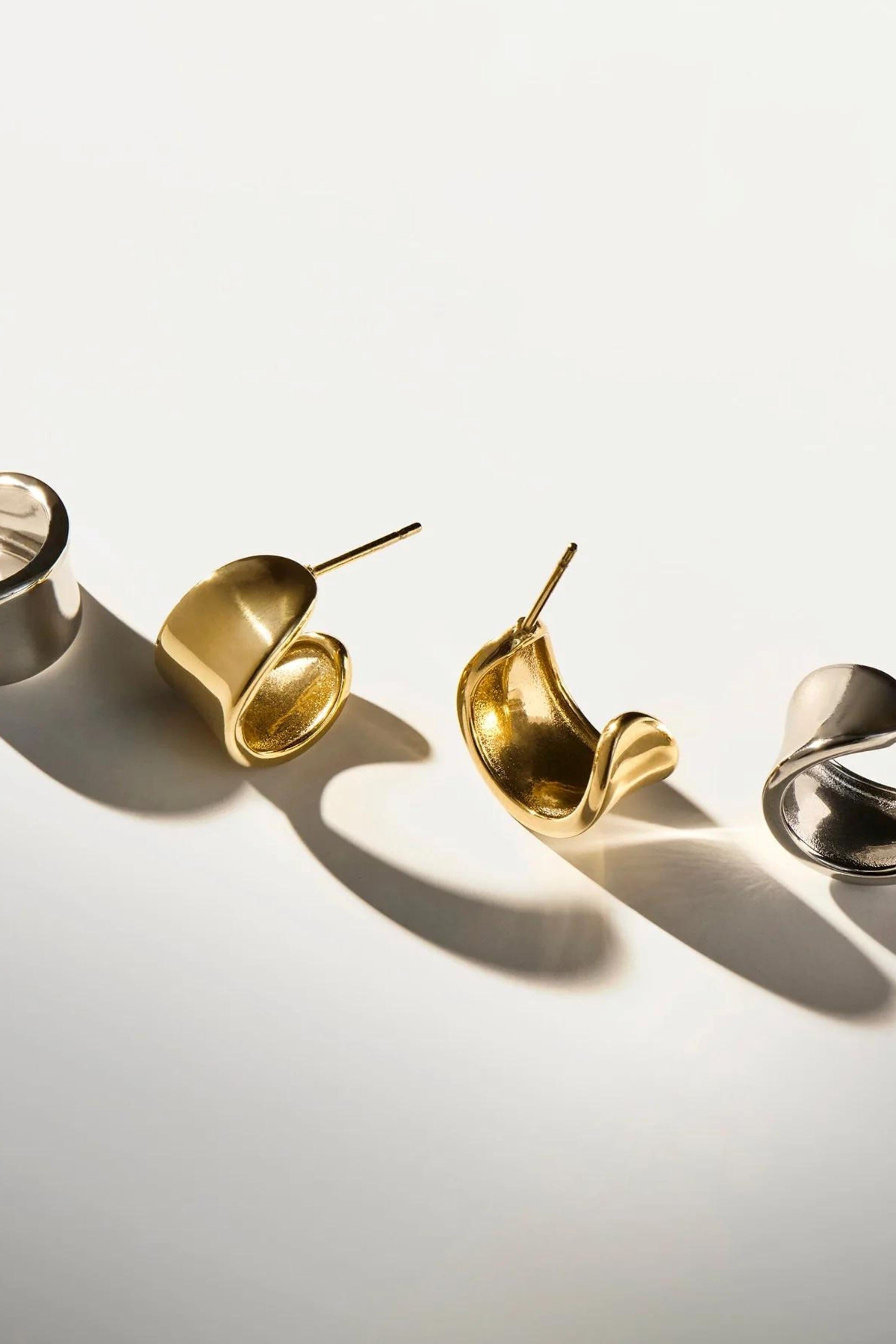 Thalia - Hoop Earrings - Silver – Marée - Chandelles