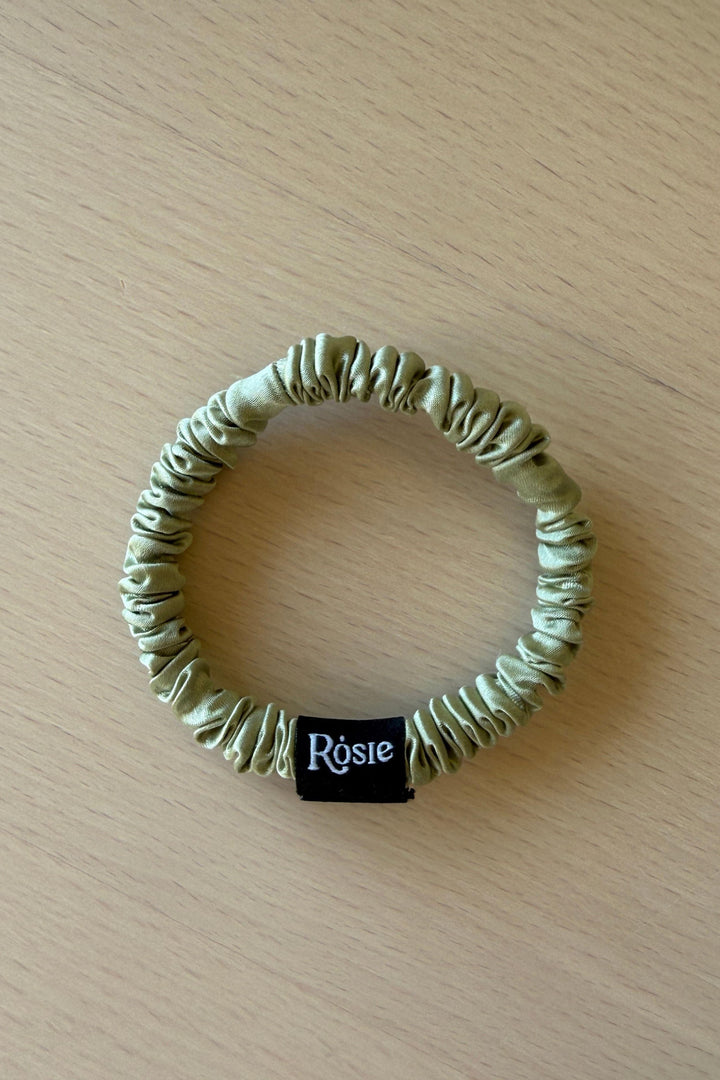Chouchou pour les cheveux - Mini - Soie de mûrier - Rosie Rosie Sauge 