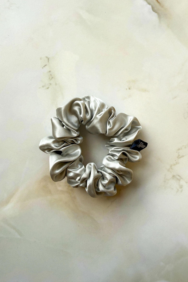 Chouchou pour les cheveux - Moyen - Soie de mûrier - Rosie Rosie Argent 