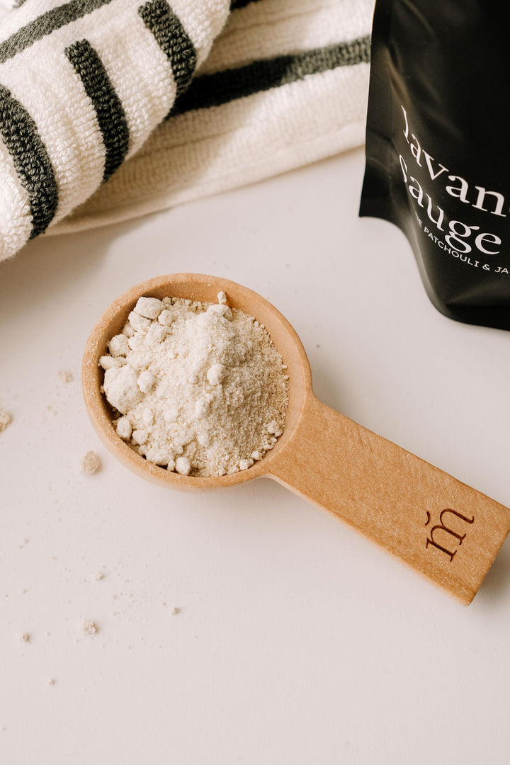 Cuillère en bois pour bain moussant
