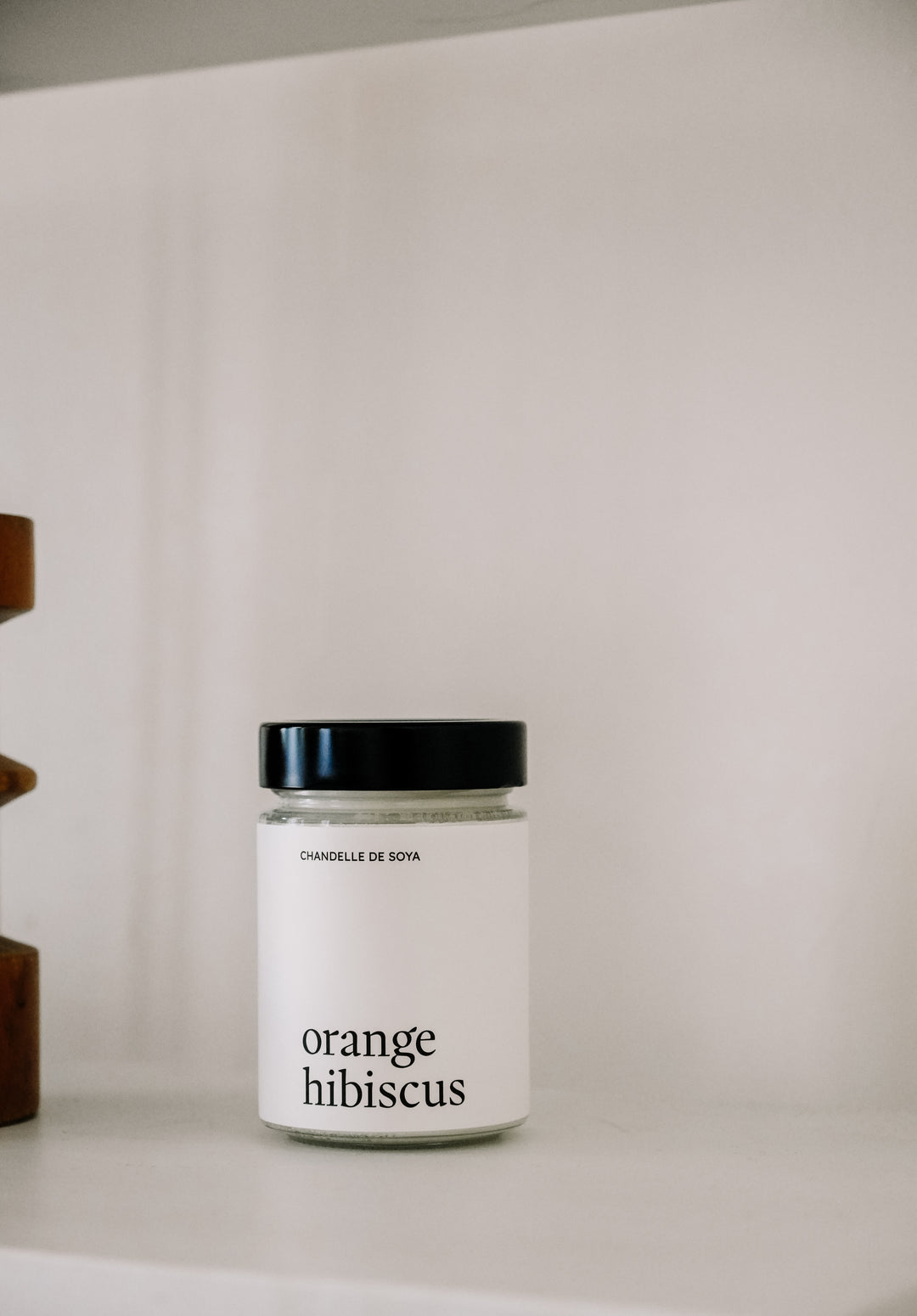 SOY CANDLE - Orange hibiscus
