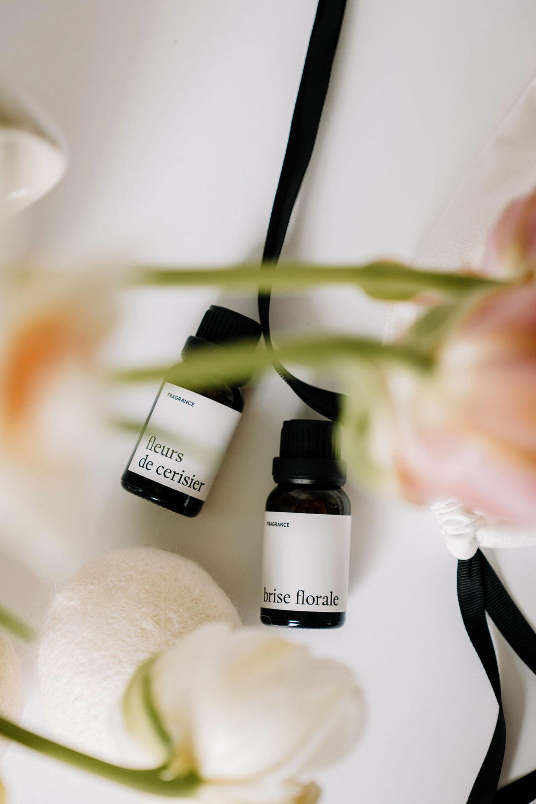 Ensemble cadeau - Balles de séchage et fragrances - Fleurs de cerisier & Brise florale Marée - Chandelles 