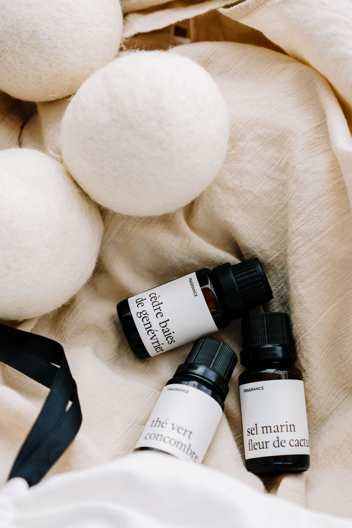 Ensemble lessive - Balles de séchage et fragrances - Cèdre baies de genévrier, Sel marin fleur de cactus & Thé vert concombre Marée - Chandelles 
