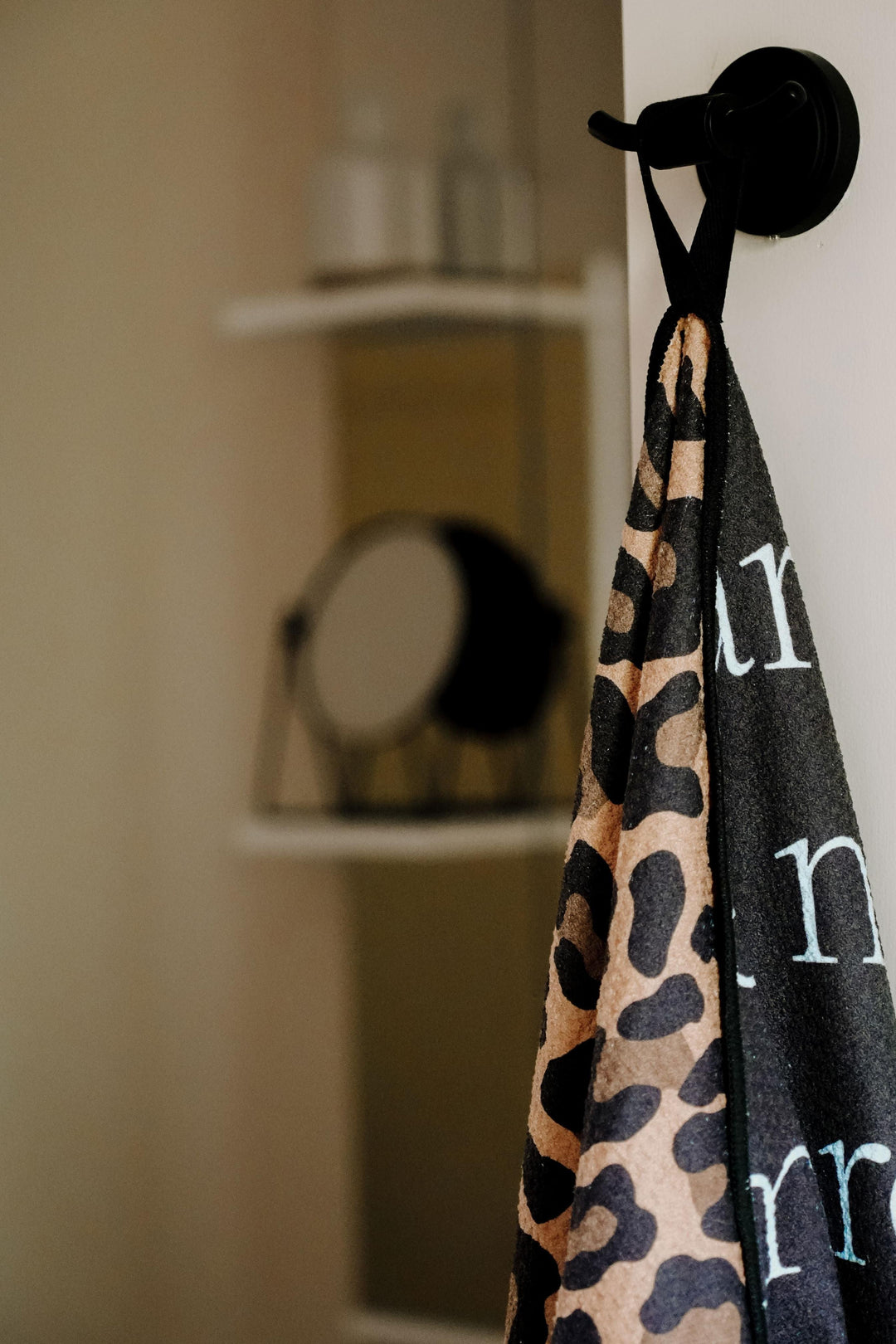 PRODUIT EXCLUSIF - Serviette léopard en microfibre Marée - Chandelles 