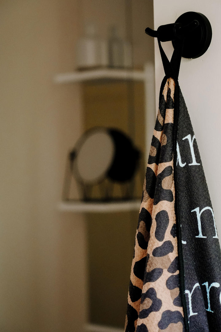 PRODUIT EXCLUSIF - Serviette léopard en microfibre Marée - Chandelles 