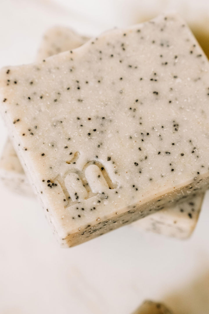 SAVON POUR LE CORPS - Exfoliant - Eucalyptus menthe Savons Marée - Chandelles 